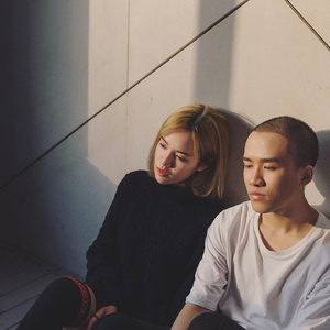 Nine人猛操少女逼小电影
